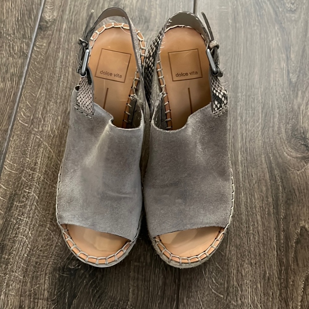 Dolce Vita size 6.5 wedge sandals